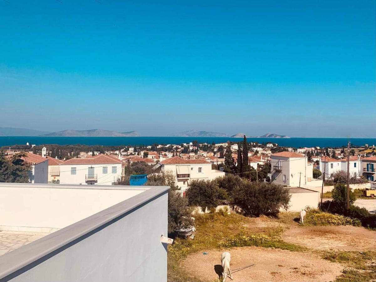 Sorina Beloved Rooms Spetses Town ภายนอก รูปภาพ