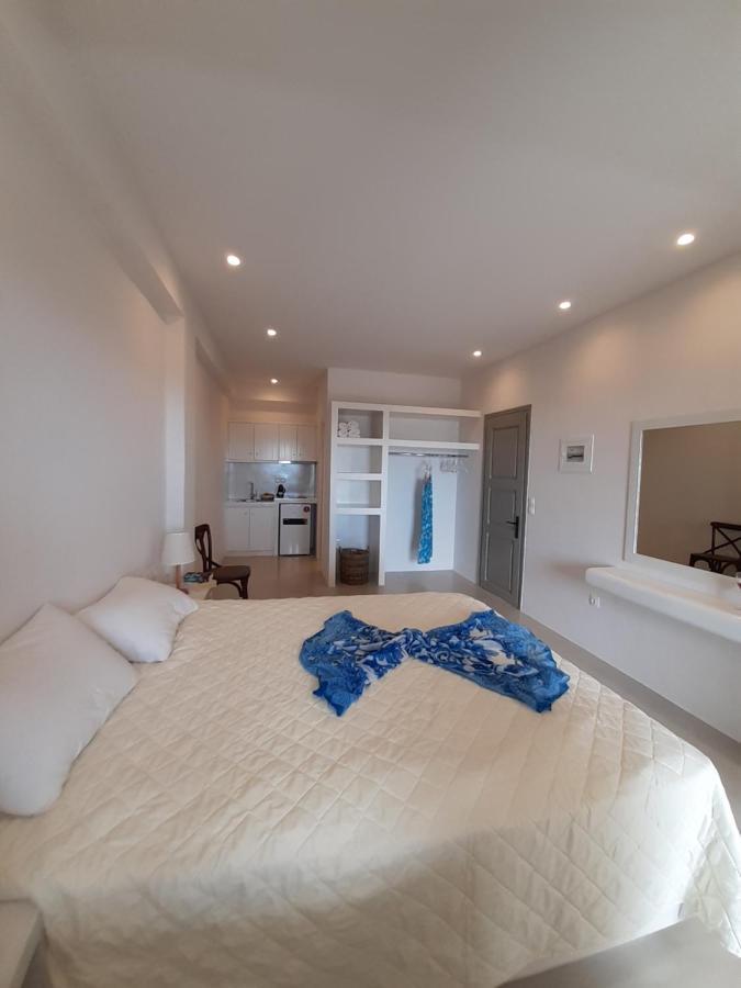 Sorina Beloved Rooms Spetses Town ภายนอก รูปภาพ