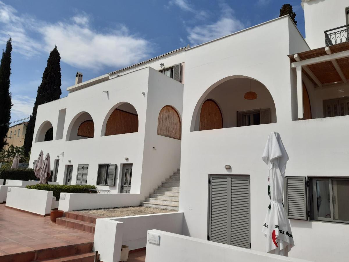 Sorina Beloved Rooms Spetses Town ภายนอก รูปภาพ