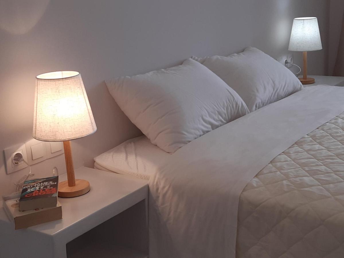 Sorina Beloved Rooms Spetses Town ภายนอก รูปภาพ