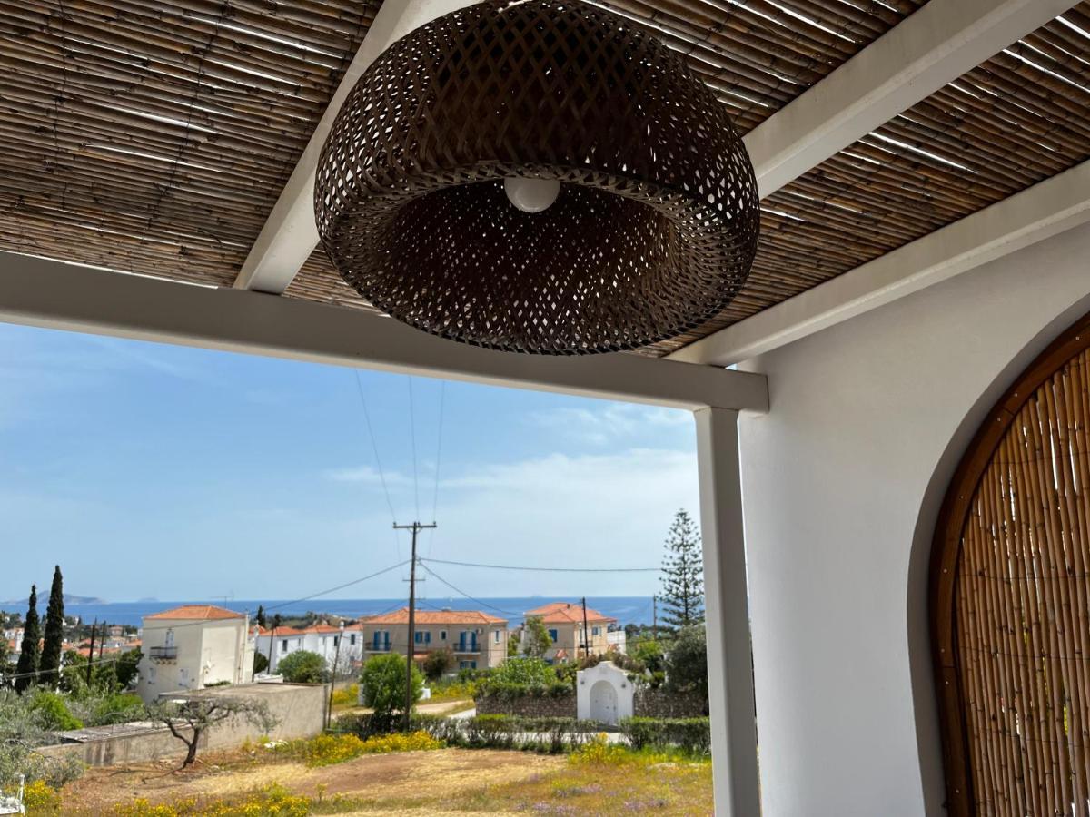 Sorina Beloved Rooms Spetses Town ภายนอก รูปภาพ