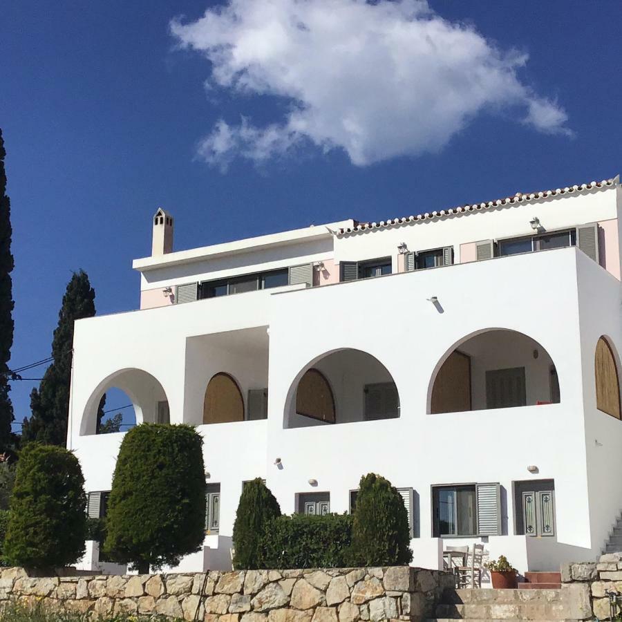 Sorina Beloved Rooms Spetses Town ภายนอก รูปภาพ